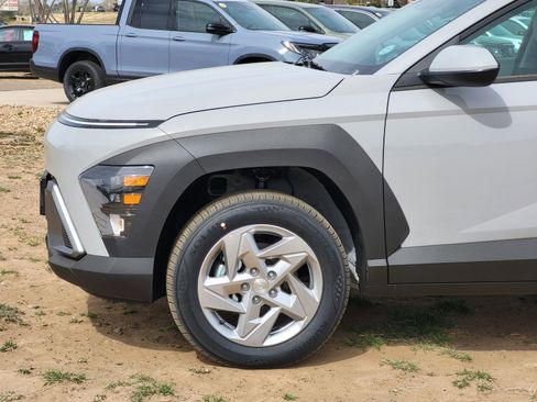 New 2026 Hyundai Kona SE AWD/4WD image 6