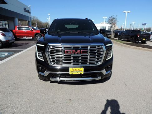 Certified 2025 GMC Yukon Denali image 2