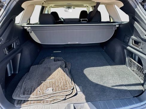 Used 2020 Subaru Outback Premium w/ Popular Package #1 AWD/4WD image 31