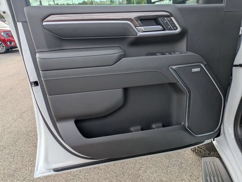 New 2026 Chevrolet Silverado 2500 LTZ w/ Trail Boss Package AWD/4WD image 9