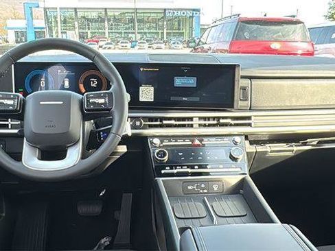 New 2026 Hyundai Santa Fe SE image 10