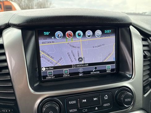 Used 2018 Chevrolet Suburban Premier image 10