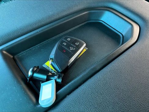 Used 2025 GMC Sierra 1500 Pro w/ Graphite Edition image 13