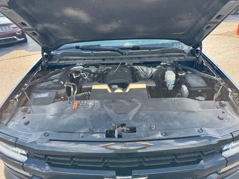 Used 2017 Chevrolet Silverado 1500 W/T w/ Black Out Edition AWD/4WD image 23