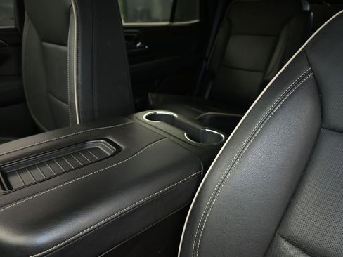 Used 2024 Chevrolet Tahoe Premier RWD image 14