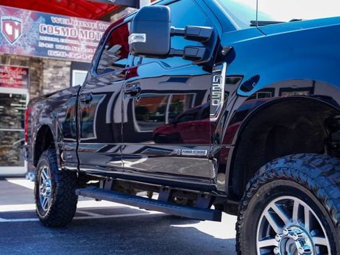 Used 2018 Ford F250 Lariat w/ Lariat Value Package AWD/4WD image 34