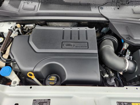 Used 2019 Land Rover Discovery Sport HSE image 9