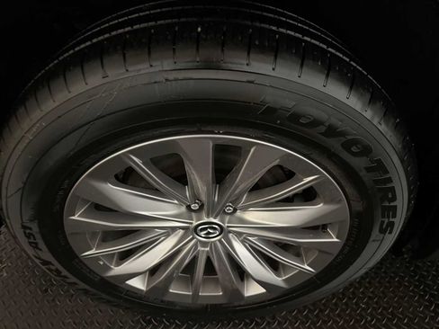 Certified 2025 MAZDA CX-90 3.3 Turbo w/ Preferred Package image 13