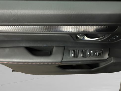 Used 2025 Honda CR-V Sport-L image 16