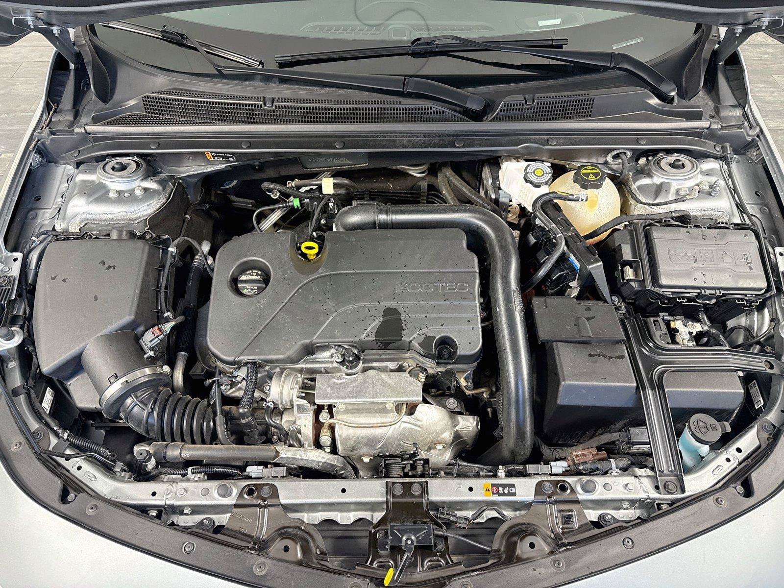 Used 2025 Chevrolet Malibu LT FWD image 32