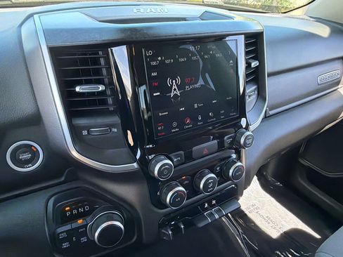 Used 2019 RAM 1500 Big Horn AWD/4WD image 22