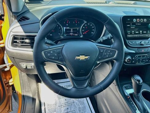 Used 2018 Chevrolet Equinox LT w/ Sun & Infotainment Package AWD/4WD image 16