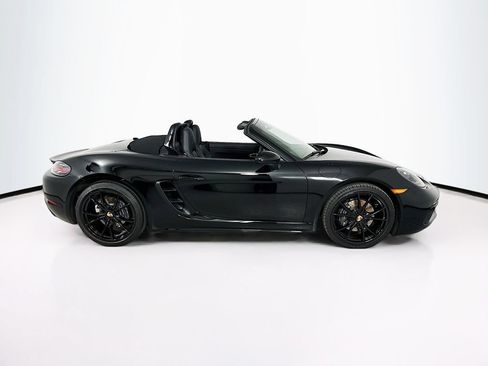 Used 2024 Porsche 718 Boxster RWD image 19