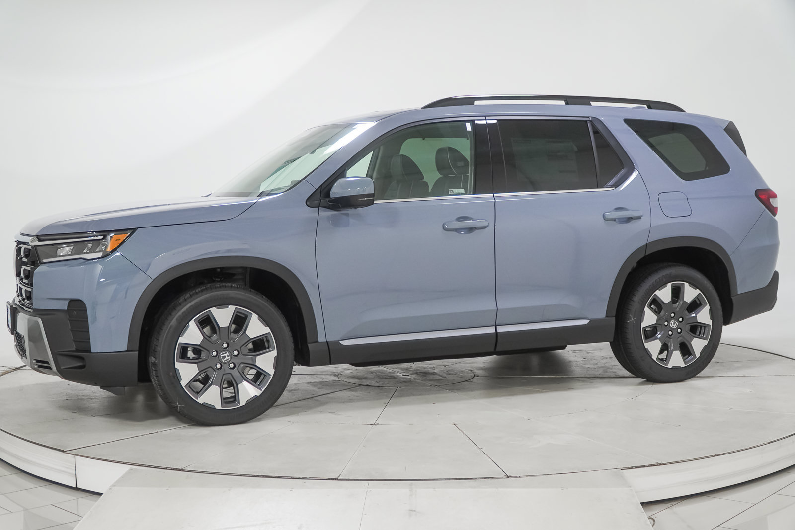 New 2026 Honda Pilot Elite image 4