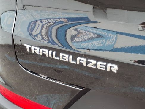Certified 2023 Chevrolet TrailBlazer LS FWD image 18