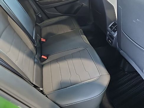 New 2026 Volkswagen Taos SE AWD/4WD image 17