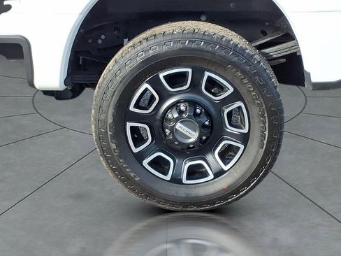 Used 2024 Ford F350 Platinum image 5