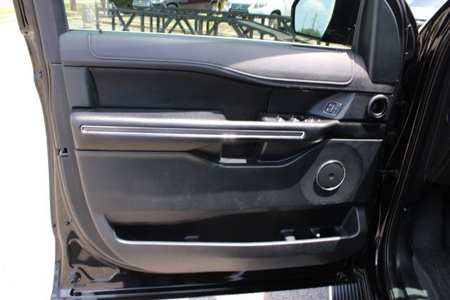 Used 2021 Ford Expedition XLT RWD image 14
