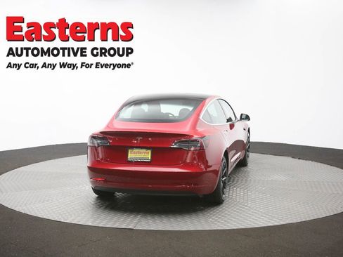 Used 2019 Tesla Model 3 Standard Range RWD image 29
