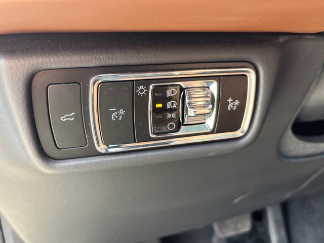 Used 2023 Lincoln Aviator Reserve w/ Equipment Group 201A RWD image 14