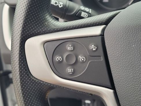 Used 2023 GMC Terrain SLE w/ Driver Convenience Package image 14