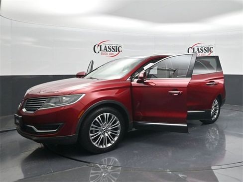 Used 2018 Lincoln MKX Reserve w/ Lincoln MKX Climate Package image 33