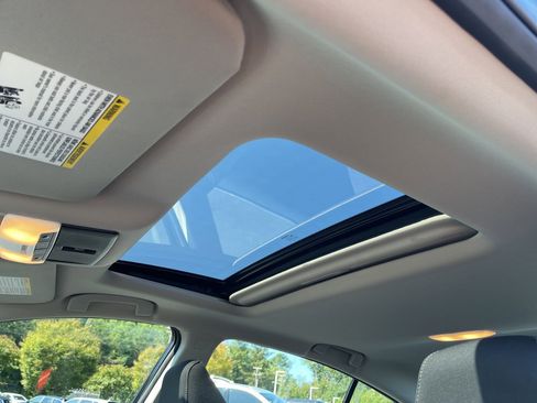 New 2025 Nissan Altima 2.5 SV w/ SV Premium Package image 17