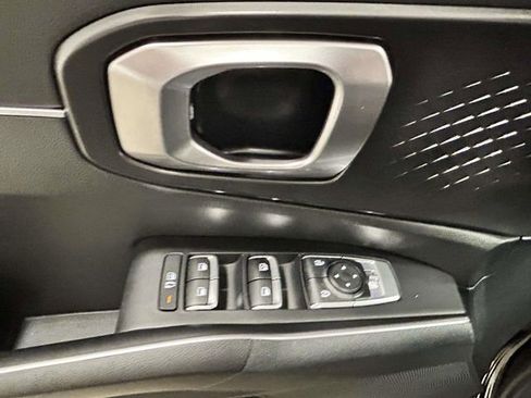 Used 2023 Kia Sorento S w/ Panoramic Sunroof Package FWD image 13
