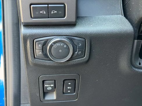 Used 2020 Ford F150 XLT w/ Equipment Group 302A Luxury AWD/4WD image 9