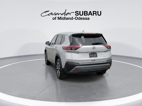 Used 2023 Nissan Rogue SV FWD image 6