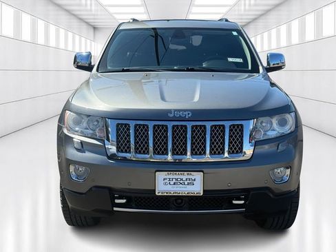 Used 2013 Jeep Grand Cherokee Overland Summit AWD/4WD image 2