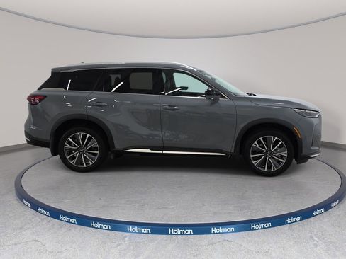 Certified 2026 INFINITI QX60 Luxe w/ Cargo Package AWD/4WD image 4