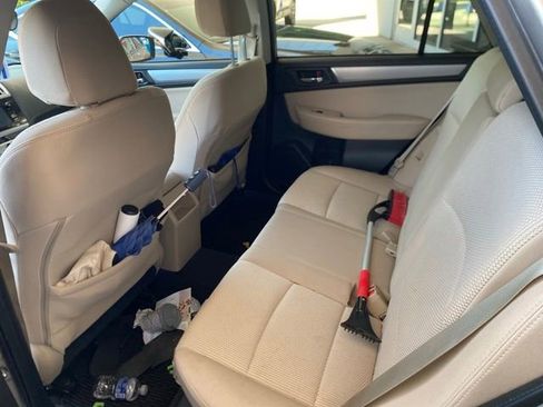 Used 2017 Subaru Outback 2.5i Premium AWD/4WD image 30