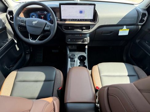 New 2025 Ford Bronco Sport Outer Banks w/ Outer Banks Tech Package+ AWD/4WD image 7