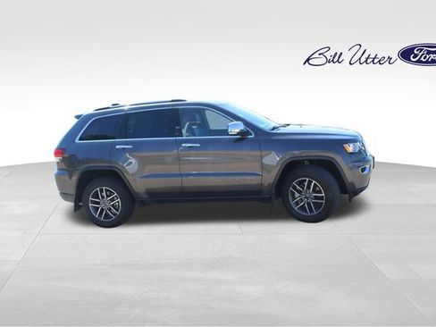 Used 2021 Jeep Grand Cherokee Limited w/ Trailer Tow Group IV AWD/4WD image 4