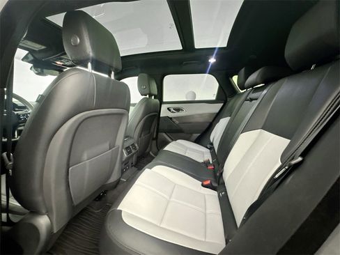 Certified 2024 Land Rover Range Rover Velar Dynamic SE image 24