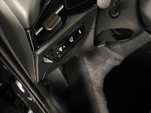 New 2026 Kia Niro Wind FWD image 15
