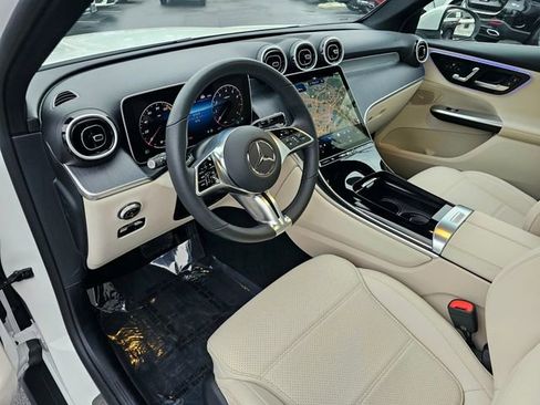 Certified 2025 Mercedes-Benz GLC 300 4MATIC image 17