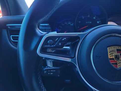 Used 2021 Porsche Macan GTS image 29