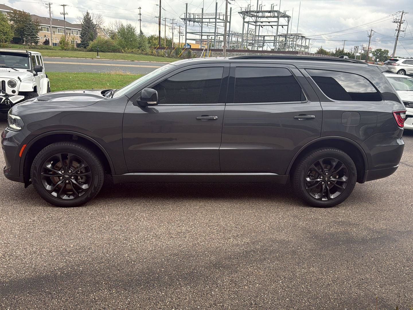 Used 2023 Dodge Durango GT AWD/4WD image 3