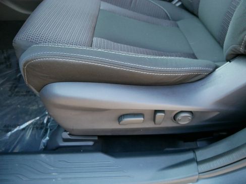 Used 2025 Subaru Outback Premium w/ Popular Package #1A image 20