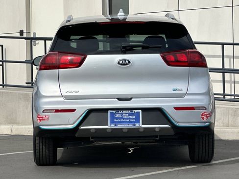 Used 2018 Kia Niro LX image 4