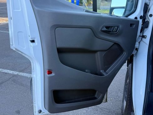 Used 2023 Ford Transit 250 Medium Roof image 16