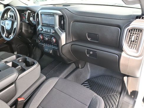 Used 2022 Chevrolet Silverado 1500 RST image 13