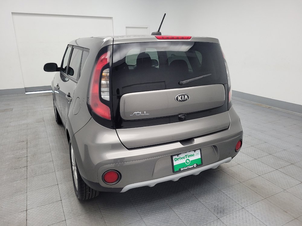 Used 2019 Kia Soul + FWD image 6