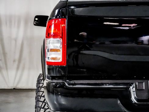 Used 2022 RAM 2500 Big Horn AWD/4WD image 41