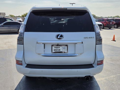 Used 2021 Lexus GX 460 Premium w/ Premium Package AWD/4WD image 4