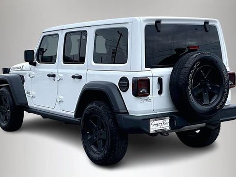 Used 2021 Jeep Wrangler Unlimited Islander image 4