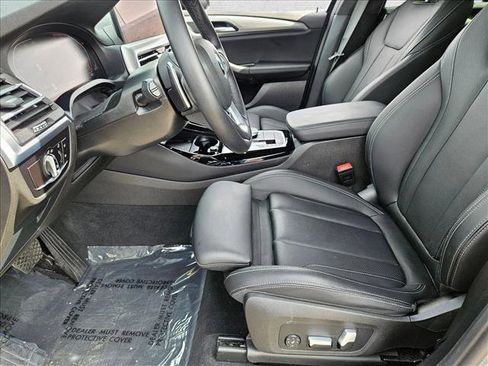 Used 2024 BMW X3 sDrive30i w/ Premium Package image 17