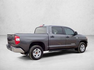 Used 2021 Toyota Tundra SR5 AWD/4WD video 4